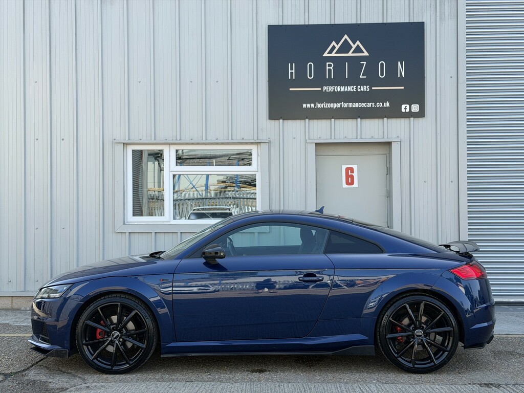 Audi TT 2.0 Tfsi Black Edition Blue #5