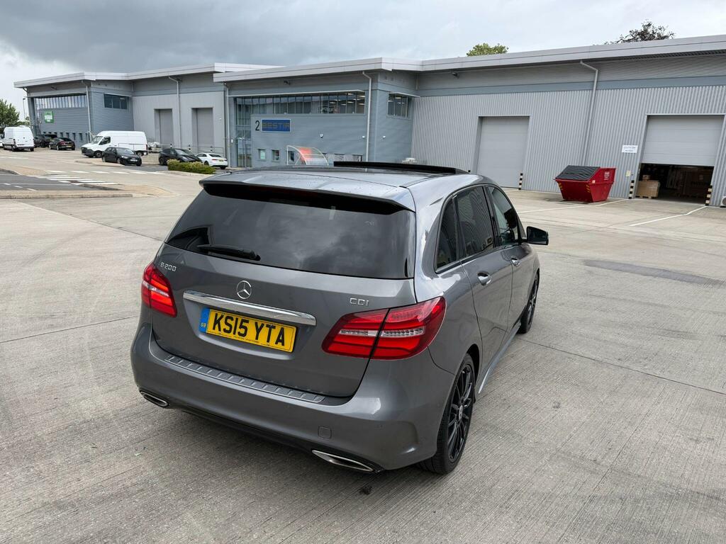 Mercedes-Benz B Class 1.5 B180 Cdi Sport Euro 6 Ss Red #21