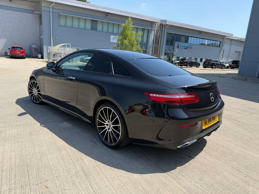 Mercedes-Benz E Class Amg Line Black #2