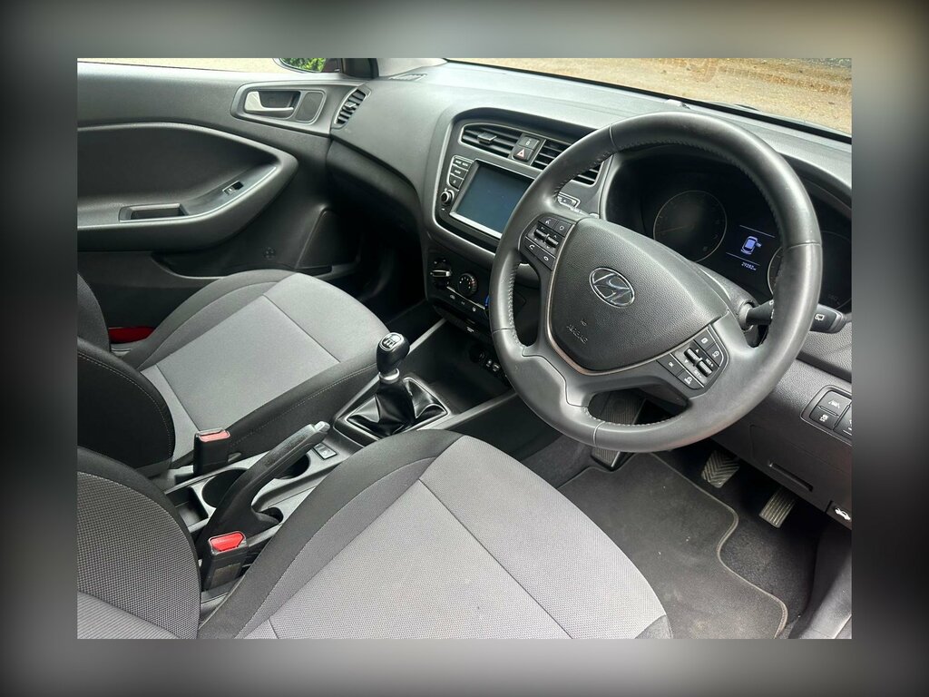 Hyundai I20 1.2 Go Se Hatchback #15
