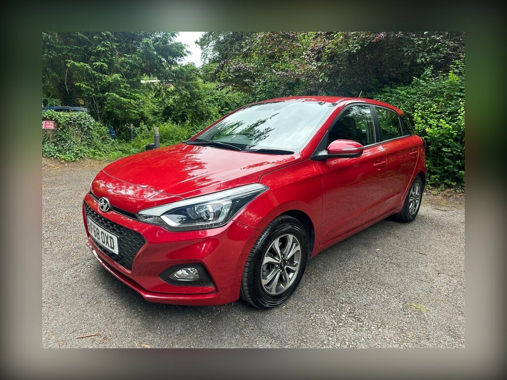 Hyundai I20 1.2 Se Launch Edition Euro 6 Ss Red #2