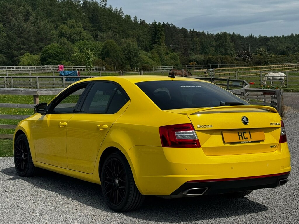 Skoda Octavia 2.0 Tdi Vrs Yellow #2
