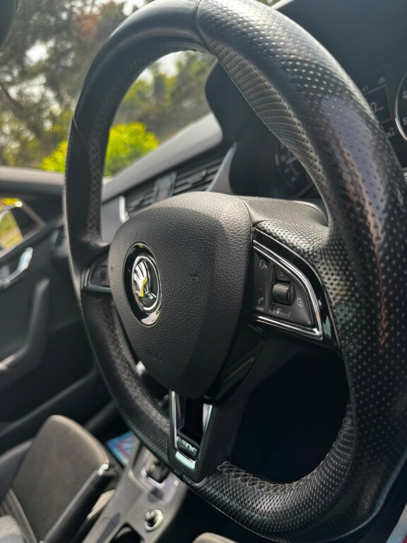 Skoda Octavia  Black #9
