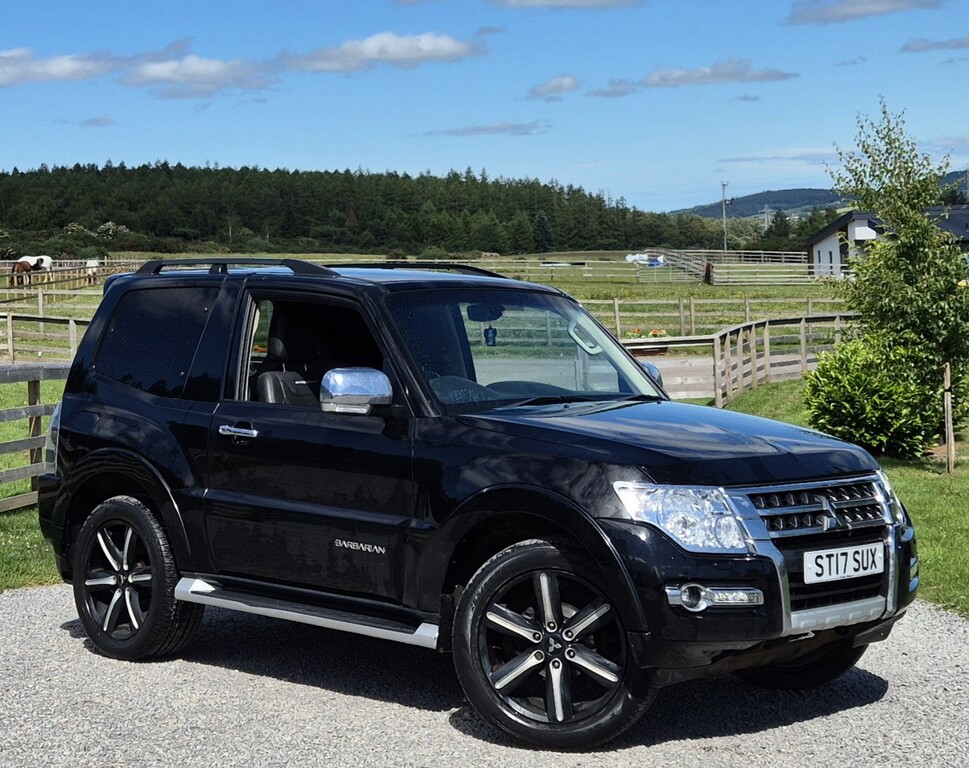 Mitsubishi Shogun Suv 3.2 Di-dc Barbarian 2017 Black