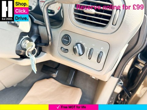 Chrysler Grand Voyager 2.8 Limited 150 Bhp Silver #81