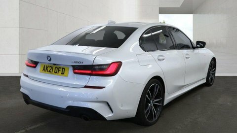 BMW 3 Series 2.0 320I M AK21OFD White #4