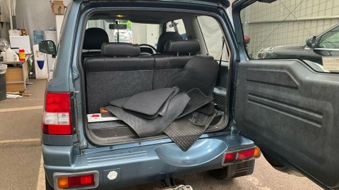 Mitsubishi Shogun 2.8 Import Blue #9
