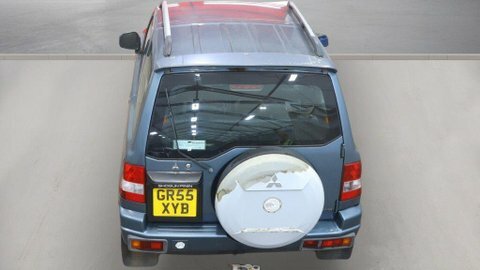 Mitsubishi Shogun 2.8 Import Blue #8