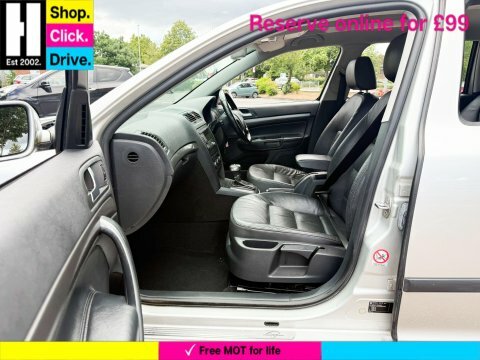 Skoda Octavia 1.6 Fsi Laurin Klement Beige #36