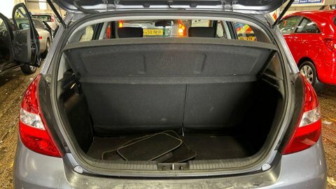 Hyundai I20 Comfort Blue #9