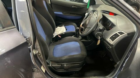Hyundai I20 Comfort Blue #11