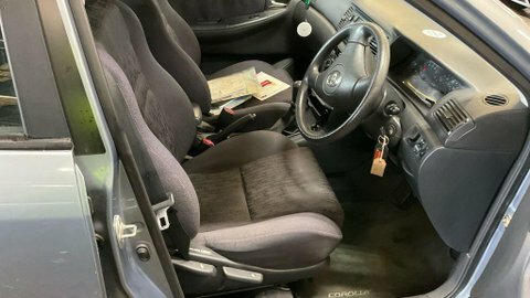 Toyota Corolla 1.6L T3 Silver #11