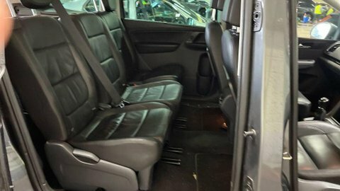 Seat Alhambra  Black #10