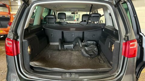 Seat Alhambra  Black #9