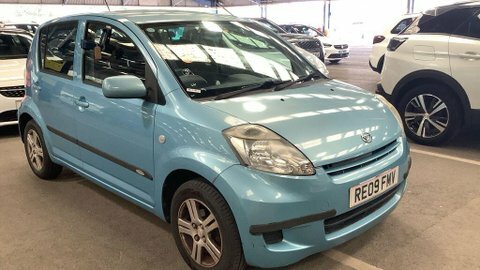 Daihatsu Sirion 1.0 Se Hatchback RE09FMV Blue