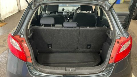 Mazda 2 1.3 Tamura Hatchback Euro 4 86 Silver #9