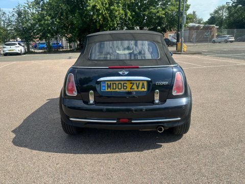 Mini Convertible 1.6 Cooper Convertible Black #6
