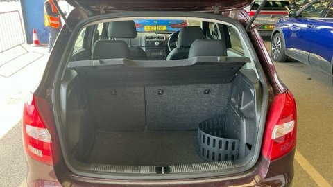Skoda Fabia Estate Scout Black #5