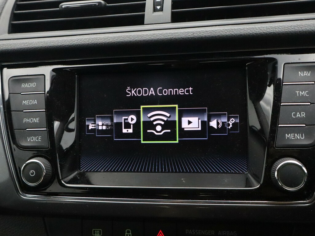 Skoda Fabia Monte Carlo Tsi White #29