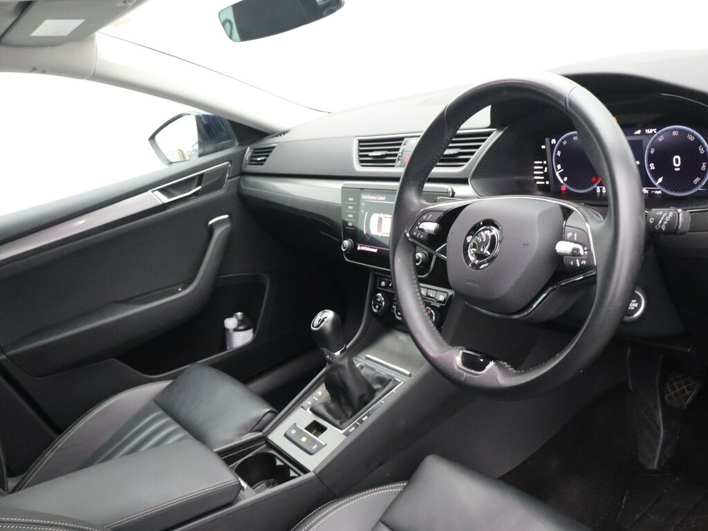 Skoda Superb Se Technology Black #11