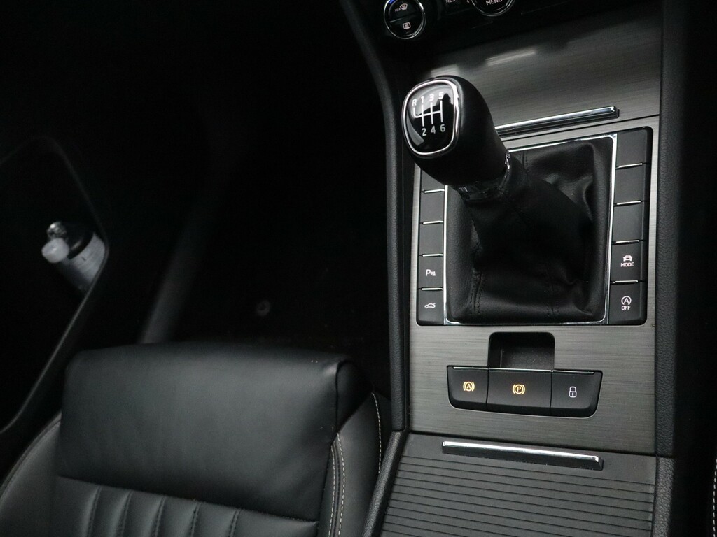 Skoda Superb Se Technology Black #34