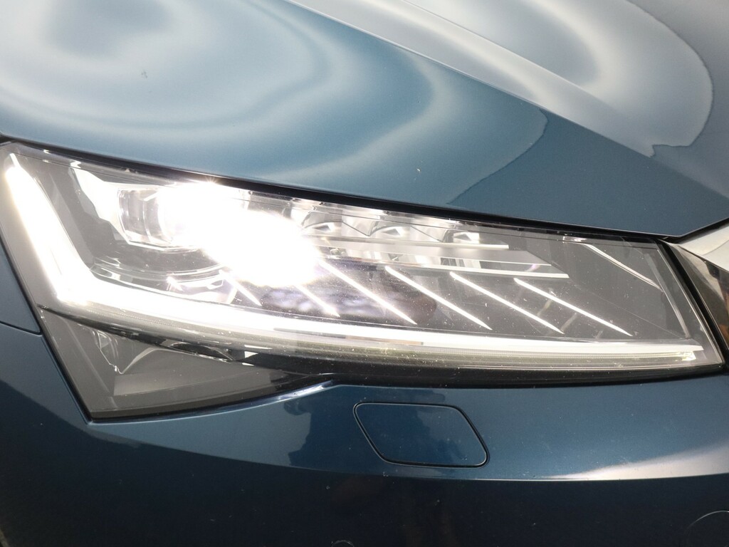 Skoda Superb Se Technology Black #12