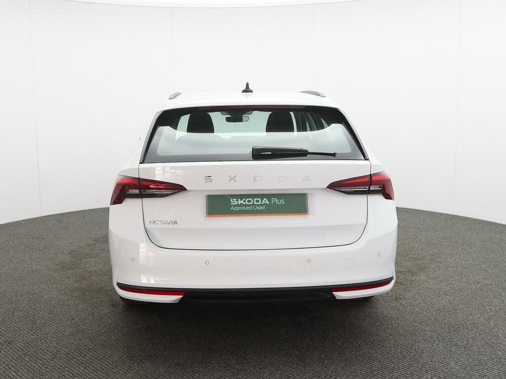 Skoda Octavia 1.5 Tsi Act Se Technology Estate White #6