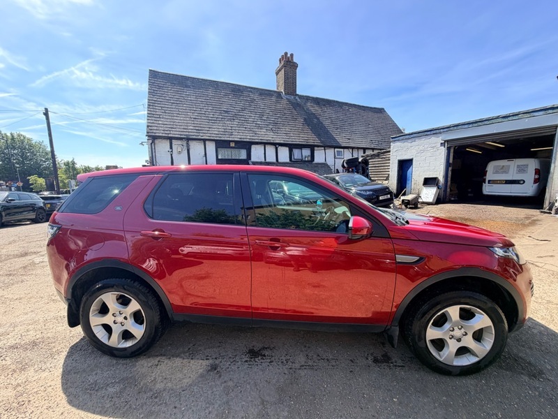 Land Rover Discovery Sport Td4 Se SE18WMG Red #3
