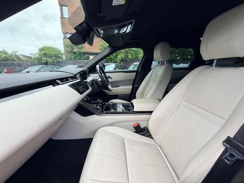 Land Rover Range Rover Velar R-dynamic S Black #3