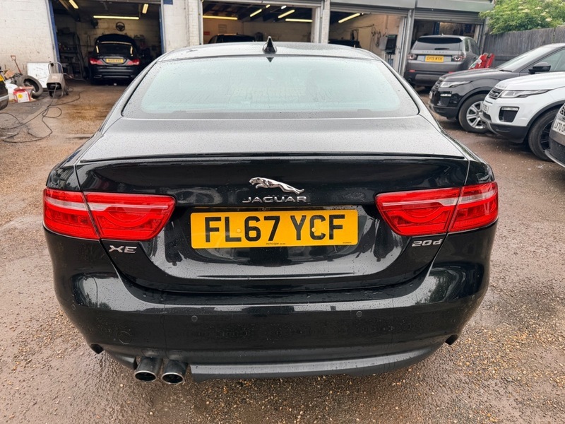 Jaguar XE D Portfolio Grey #10
