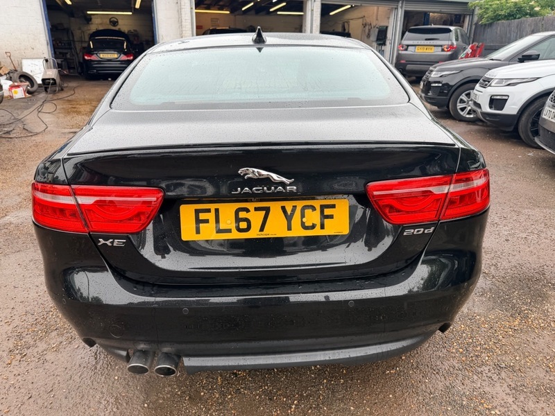 Jaguar XE D Portfolio Grey #8