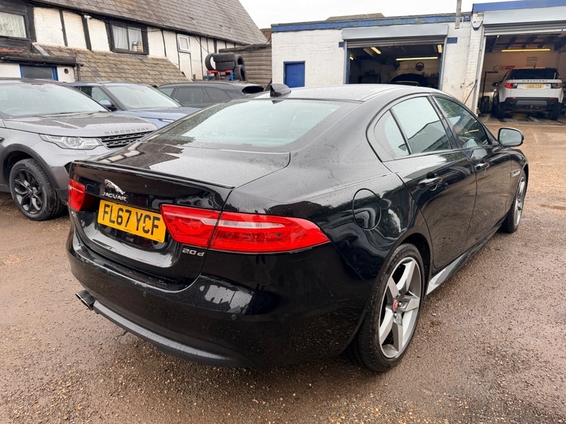 Jaguar XE D Portfolio Grey #7