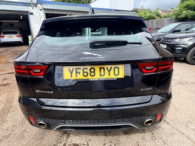 Jaguar E-Pace Core Black #5