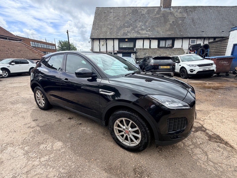 Jaguar E-Pace Core Black #3