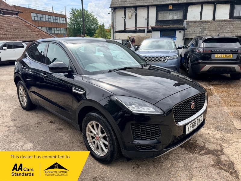 Jaguar E-Pace Core Black