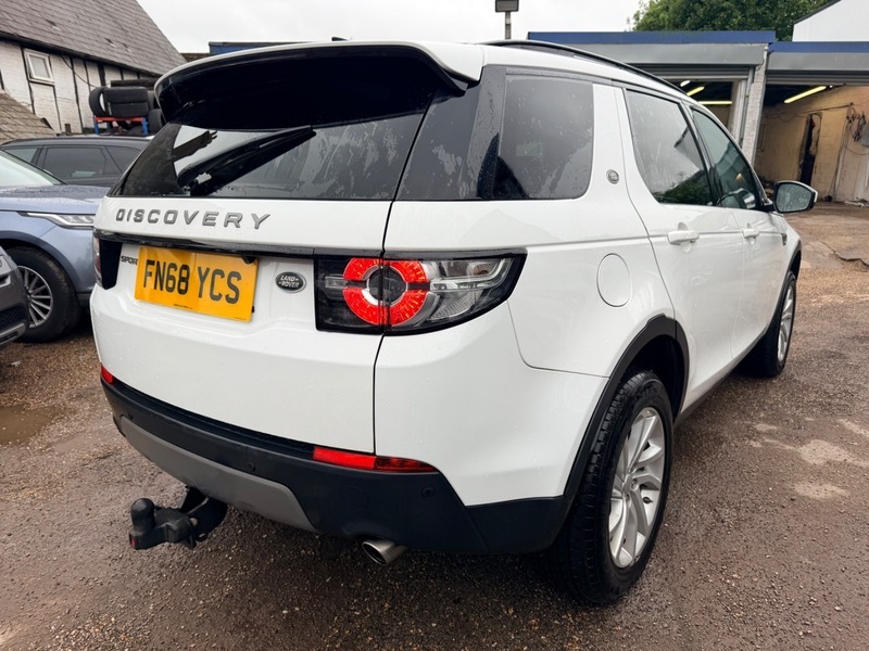 Land Rover Discovery Sport Td4 Se Tech White #6