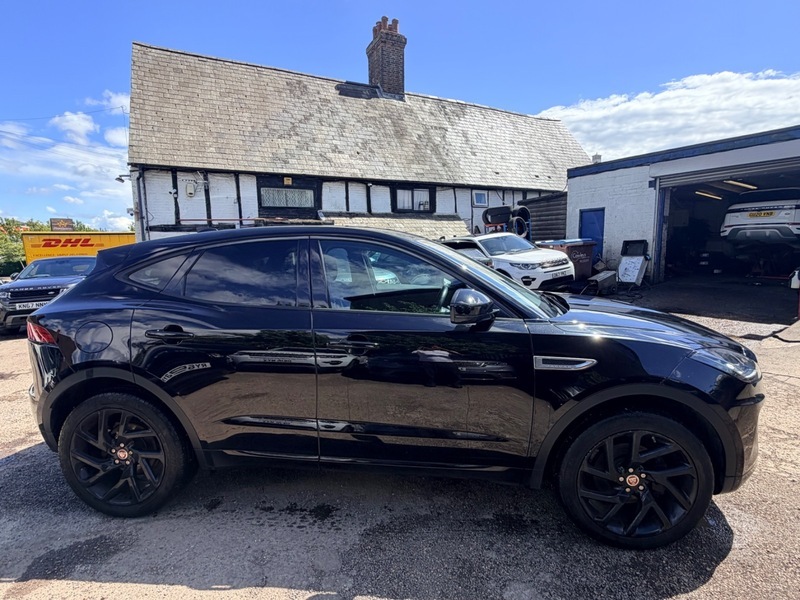 Jaguar E-Pace R-dynamic Black #5