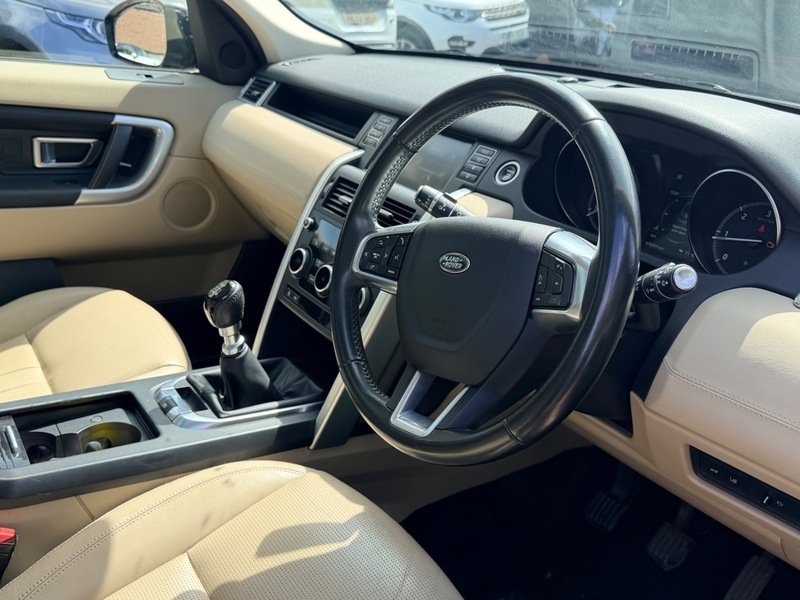 Land Rover Discovery Sport Ed4 Hse Black #2