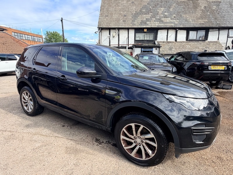 Land Rover Discovery Sport Td4 Se Black #6