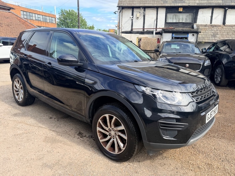 Land Rover Discovery Sport Td4 Se Black #4