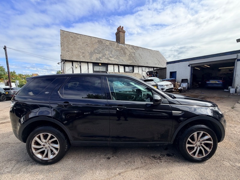 Land Rover Discovery Sport Td4 Se Black #5