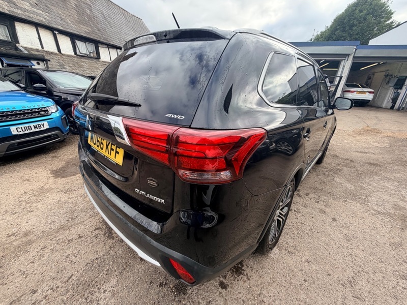 Mitsubishi Outlander 12Kwh Gx4h Suv White #10