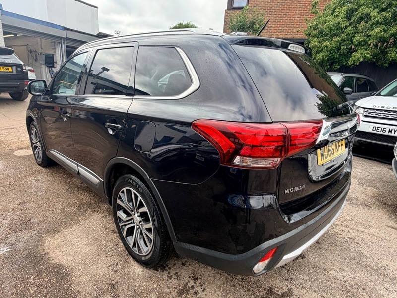 Mitsubishi Outlander 12Kwh Gx4h Suv White #12