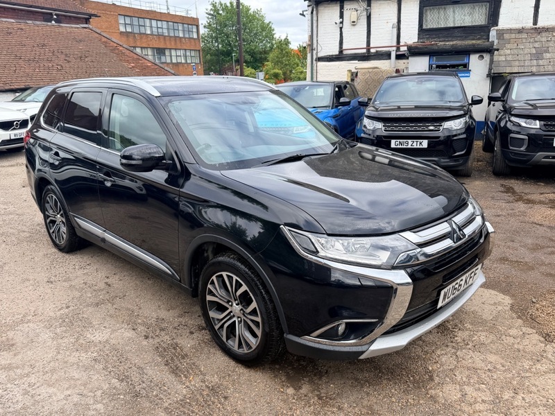 Mitsubishi Outlander 12Kwh Gx4h Suv White #19