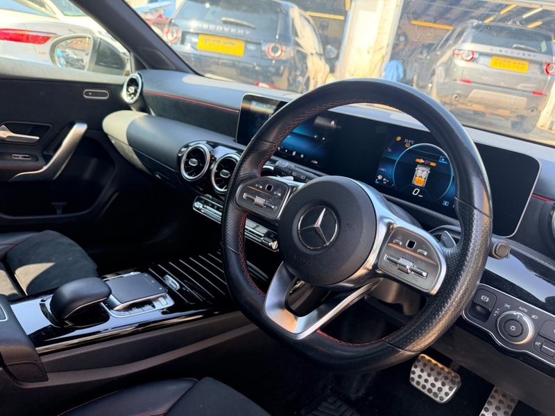 Mercedes-Benz A Class A 180 D Amg Black #3