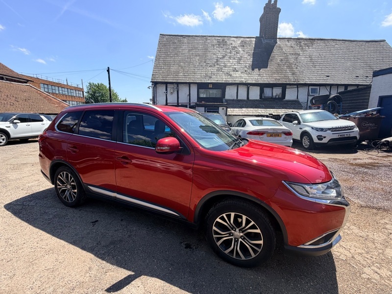 Mitsubishi Outlander Di-d Gx 3 Red #5