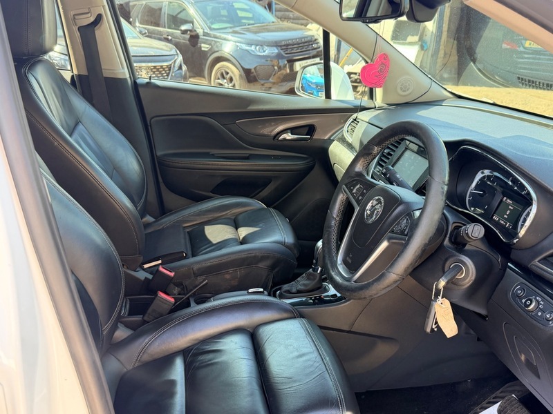 Vauxhall Mokka Elite White #3
