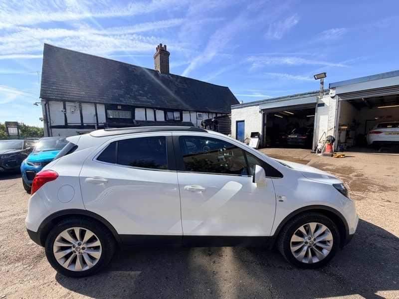 Vauxhall Mokka Elite White #4