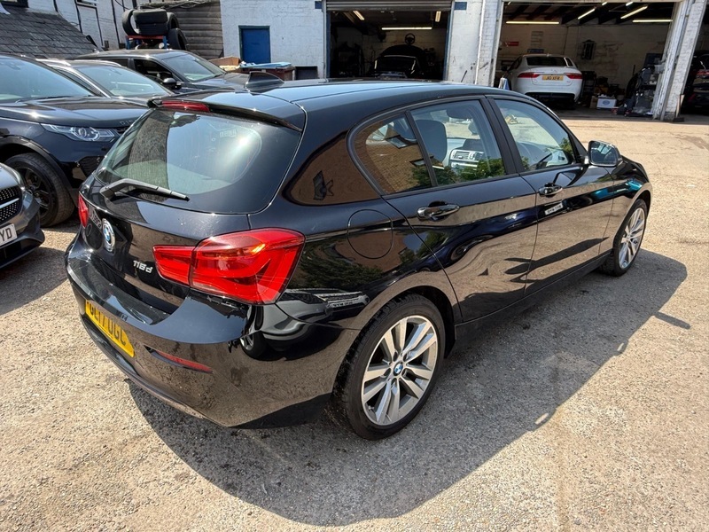 BMW 1 Series 116D Sport Black #6