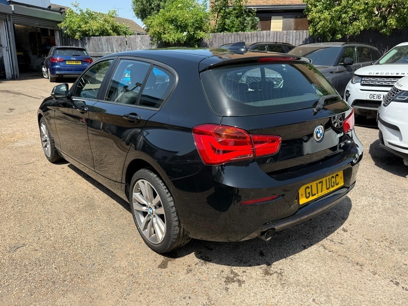 BMW 1 Series 116D Sport Black #4